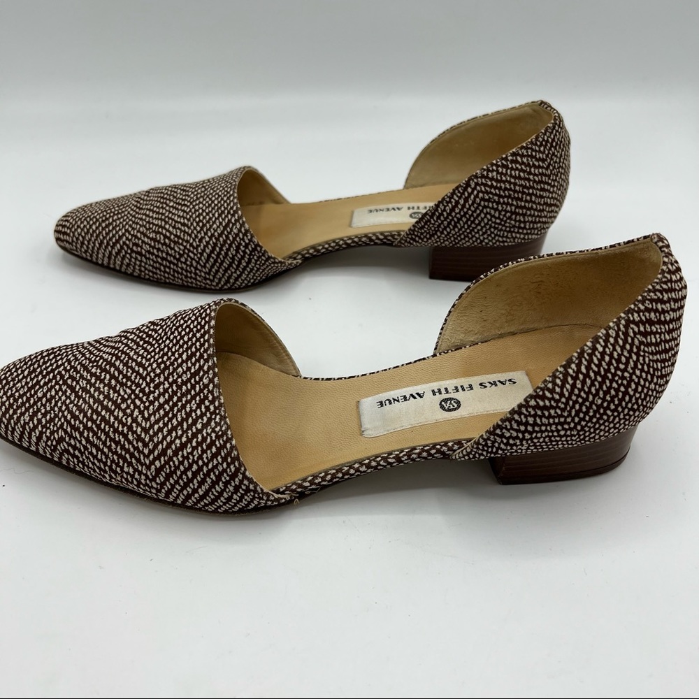 Saks Fifth Avenue Brown and White Flats - Picture 5 of 8